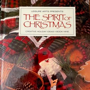 These books hold holiday recipes and craft ideas!